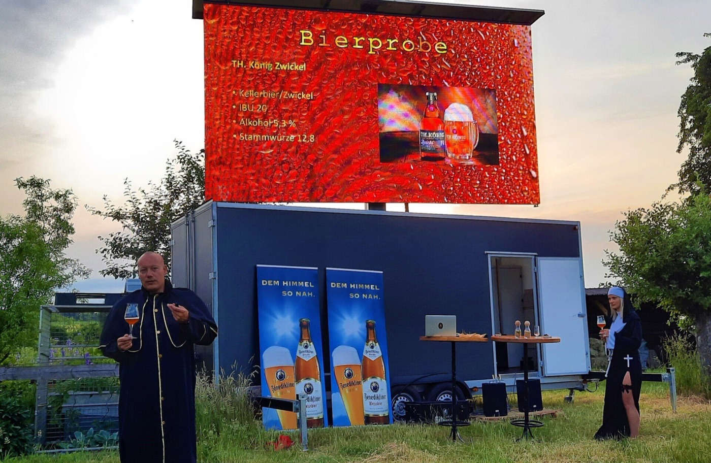LED Leinwand beim Biertasting